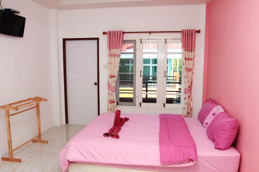 I-Talay Trio Hotel Koh Samet Quarto foto